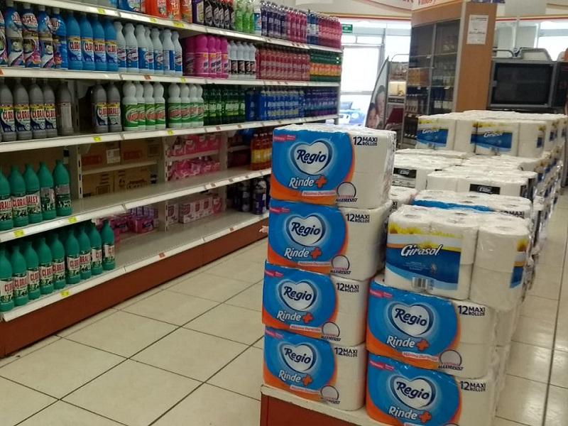 Agotados cubrebocas, gel antibacterial y alcohol en algunos centros comerciales y farmacias de Piedras Negras