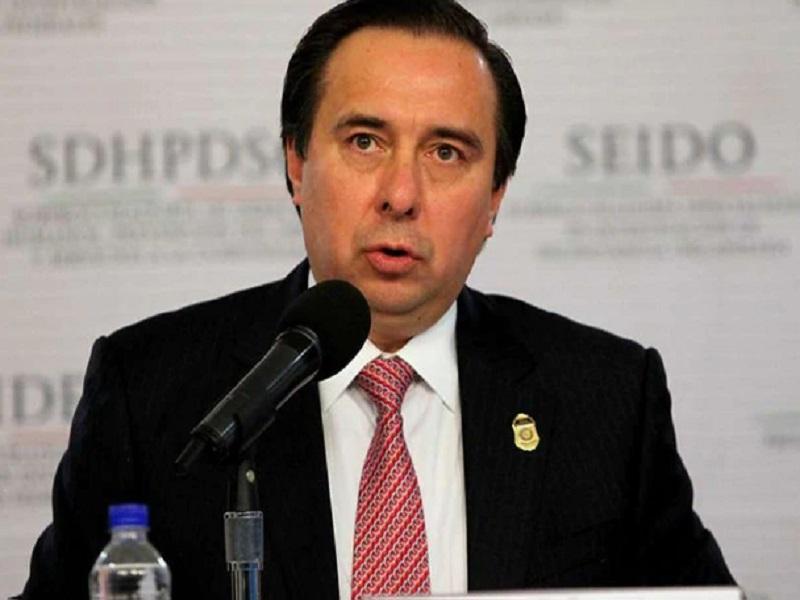 Lanzan ficha roja para aprehender a exdirector de la AIC por caso Ayotzinapa