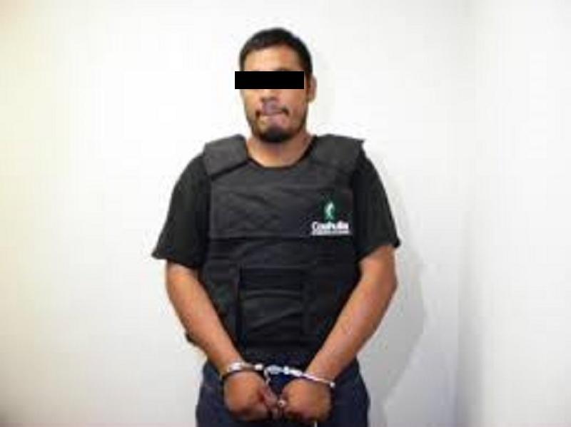 Detienen a depravado expolic&iacute;a que acechaba a estudiantes del CBTIS 34 en Piedras Negras