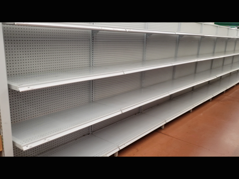 Empiezan a vaciarse anaqueles en centros comerciales de Piedras Negras