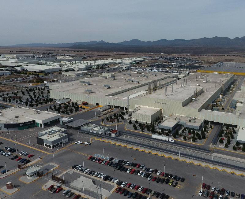 Chrysler suspende actividades en Coahuila por coronavirus