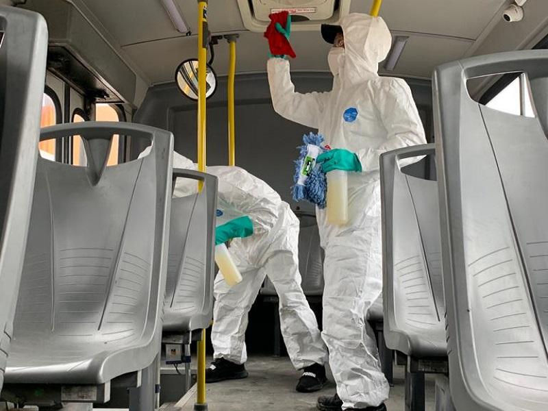 Limpieza en camiones del transporte urbano es constante para prevenir el coronavirus: Concesionario