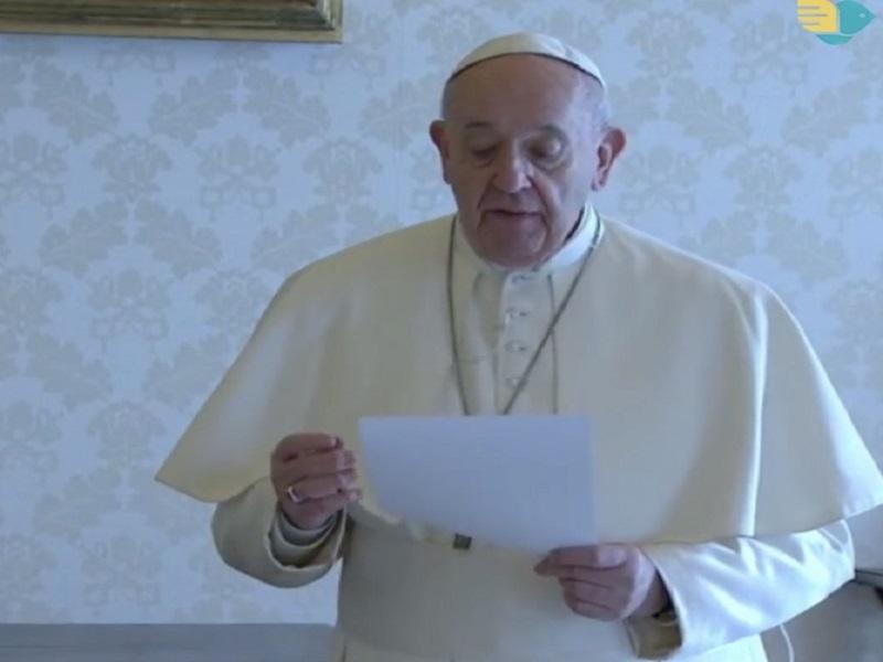 Reza papa Francisco con cristianos del mundo un Padre nuestro por el Coronavirus (video)