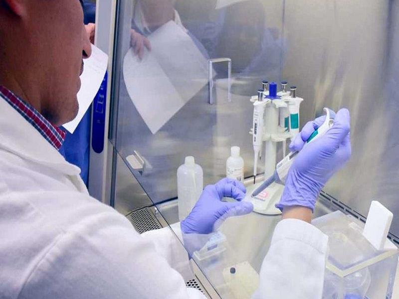 A&ntilde;aden fiebre, tos y dolor de cabeza a rastreo de casos de COVID-19