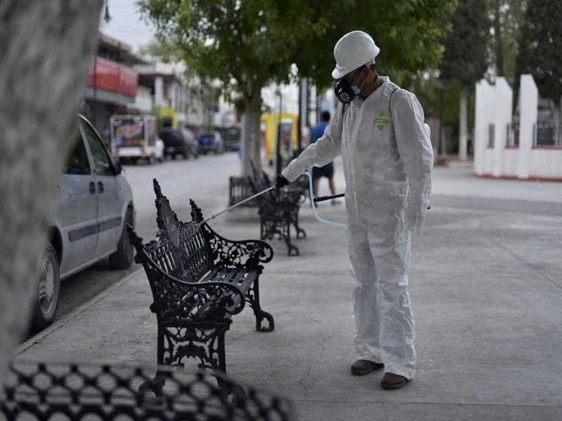 Inicia sanitizaci&oacute;n de espacios p&uacute;blicos en Acu&ntilde;a por coronavirus