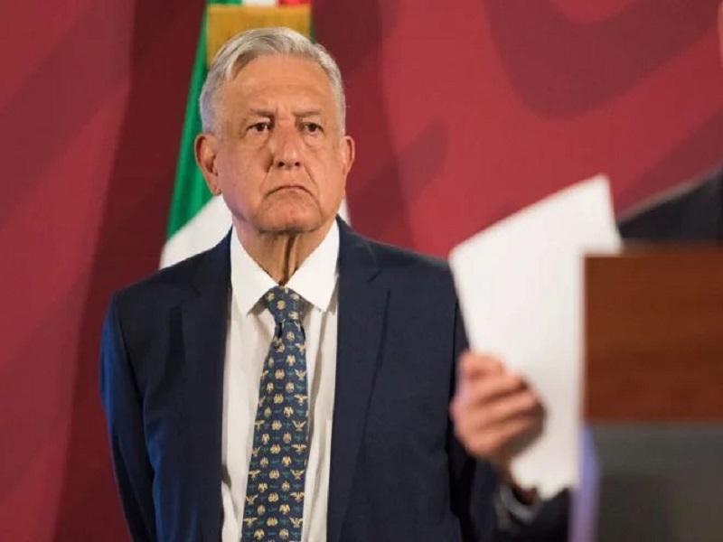 No me puedo poner en cuarentena por el coronavirus: AMLO