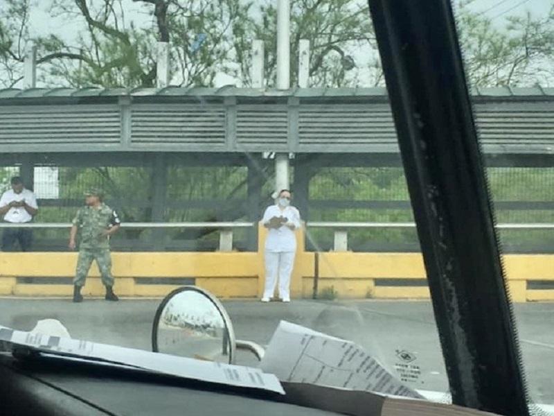 Instalan m&oacute;dulo de sanidad en el Puente Internacional de Acu&ntilde;a