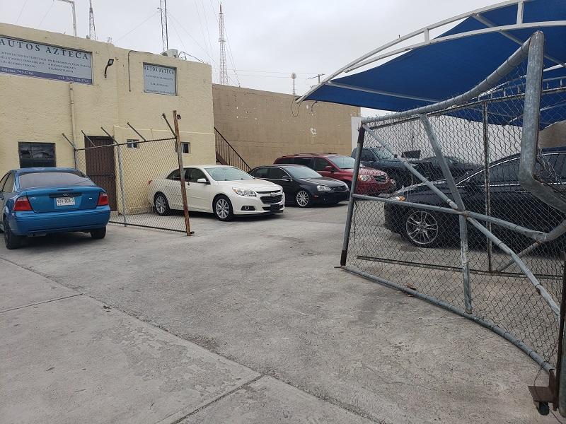 Roban Racer de 5 mil d&oacute;lares de un lote de autos en Piedras Negras (video)