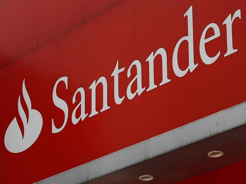Reabren segunda sucursal de Santander para evitar saturación de clientes por COVID-19