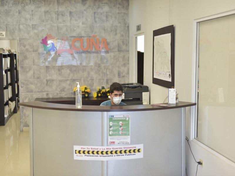 Trabajan con guardias en dependencias municipales de Acu&ntilde;a