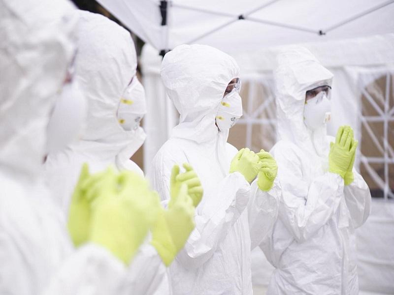 Instalan m&oacute;dulo para toma de muestras de COVID-19 en la Facultad de Medicina en Torre&oacute;n