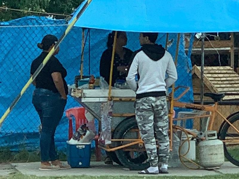 Vendedores ambulantes de tacos sin las mínimas medidas de higiene ante Coronavirus: Ciudadanos