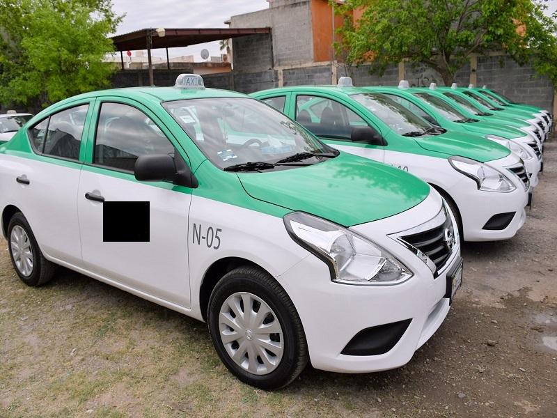 Taxistas de Piedras Negras analizarán bajar la tarifa en menos de 40 pesos para servicio mediante llamada