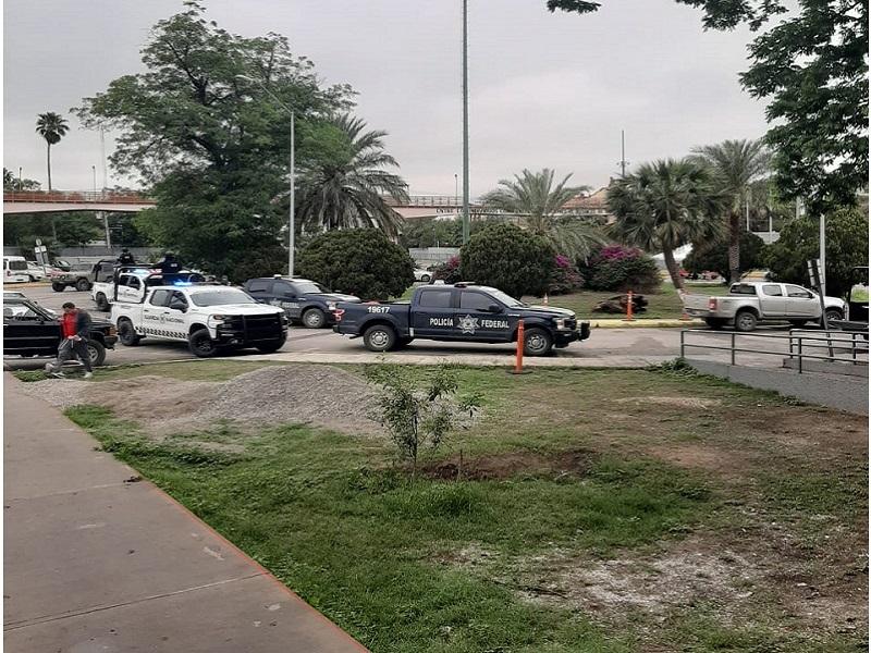 Mot&iacute;n de migrantes en el INM provoca gran movilizaci&oacute;n policiaca en el Puente Dos de Piedras Negras (VIDEO)