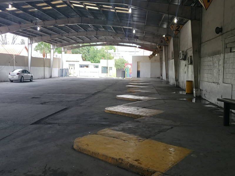 Cay&oacute; 94% el servicio de autobuses for&aacute;neos en Piedras Negras por coronavirus (video)