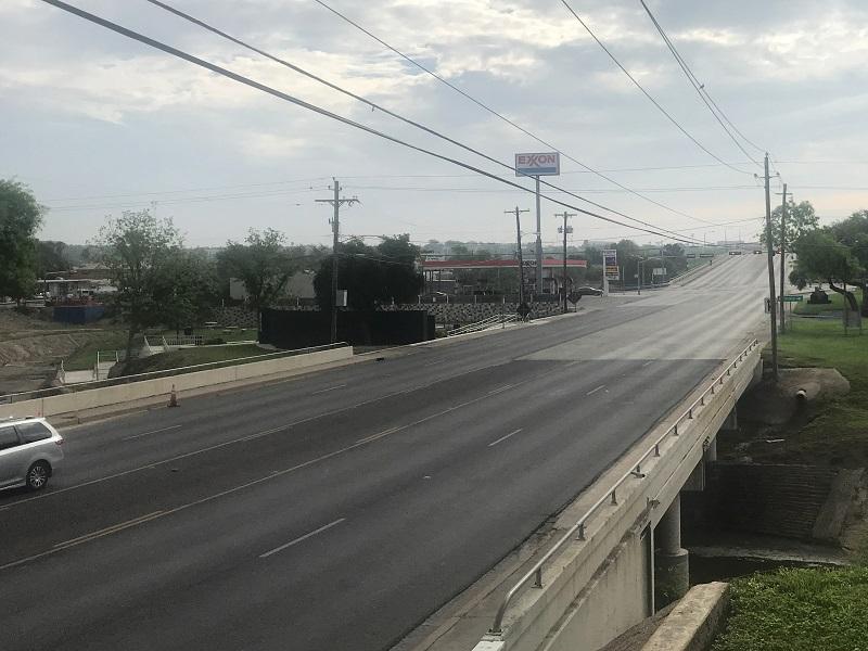 Enfrenta Eagle Pass severas p&eacute;rdidas econ&oacute;micas ante cierre de comercios y restricciones de cruce por coronavirus