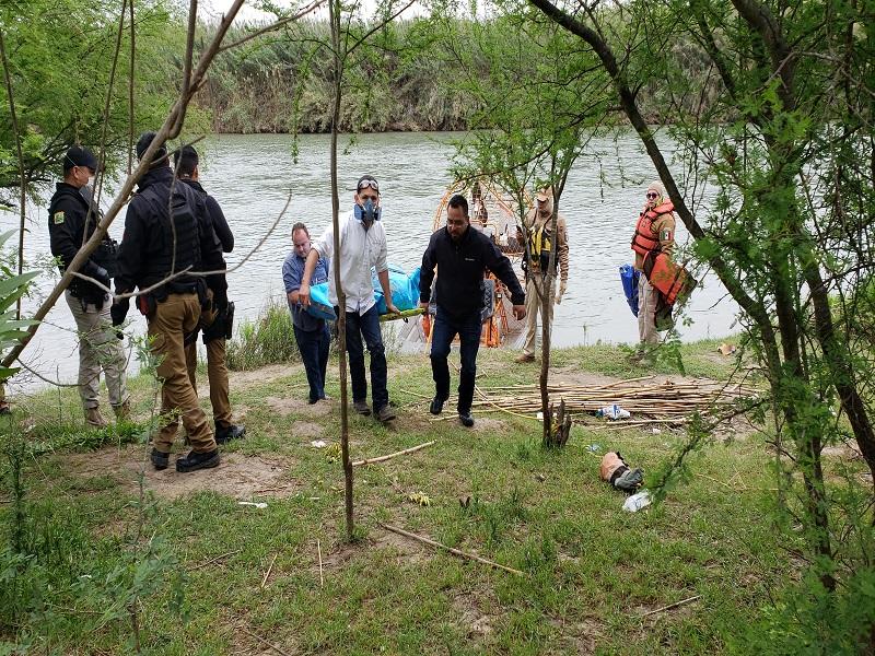 Serán enviados a la fosa común dos personas ahogadas en el río Bravo (video)