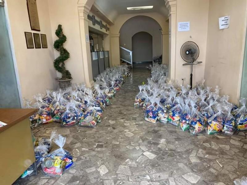 Inicia entrega de despensas a familias necesitadas en Allende