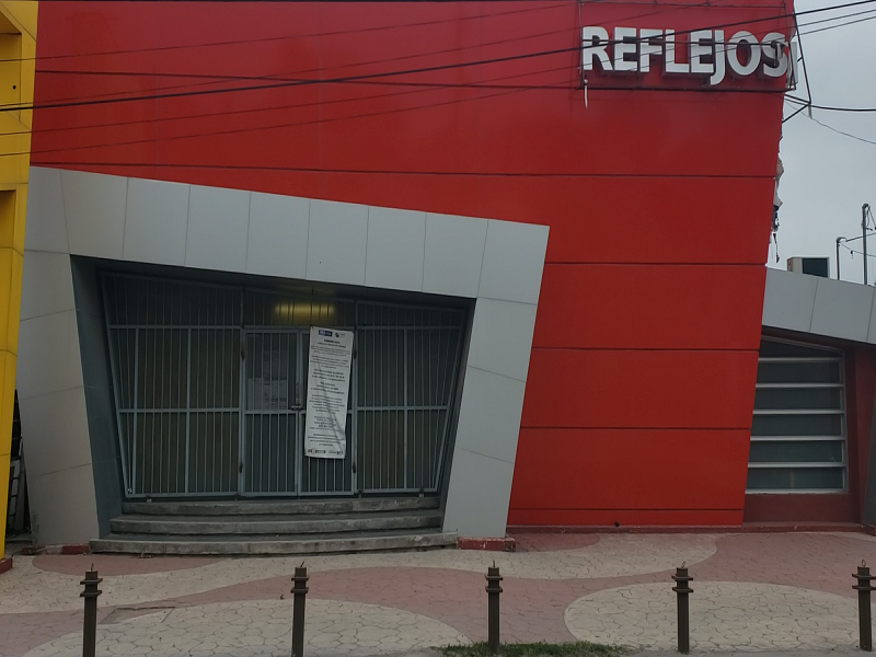 Siguen desamparados los trabajadores, la Junta Local de Conciliaci&oacute;n contin&uacute;a cerrada (video)