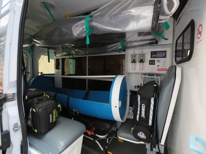 Recibe Coahuila c&aacute;psulas de aislamiento para traslado de pacientes con COVID-19