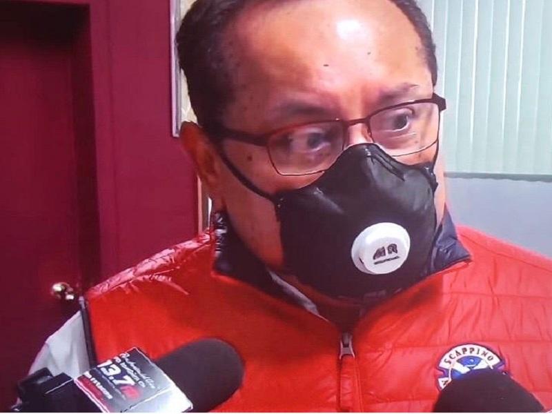 Administrativos usan cubrebocas N-95, mientras que en el Salvador Chavarr&iacute;a utilizan los convencionales, se quejan 