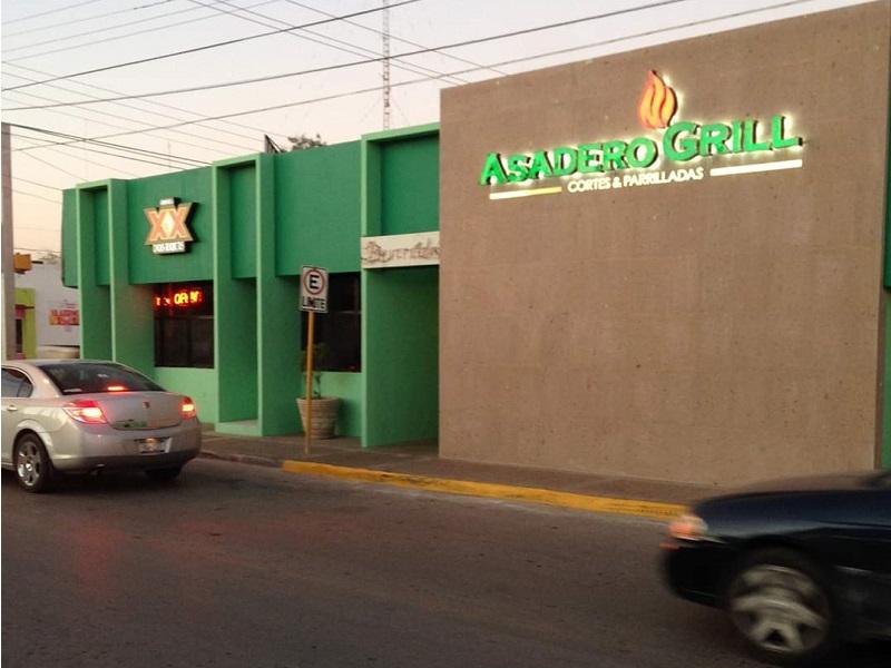 Clausuran restaurante El Asadero Grill en Piedras Negras por permitir ingreso de comensales