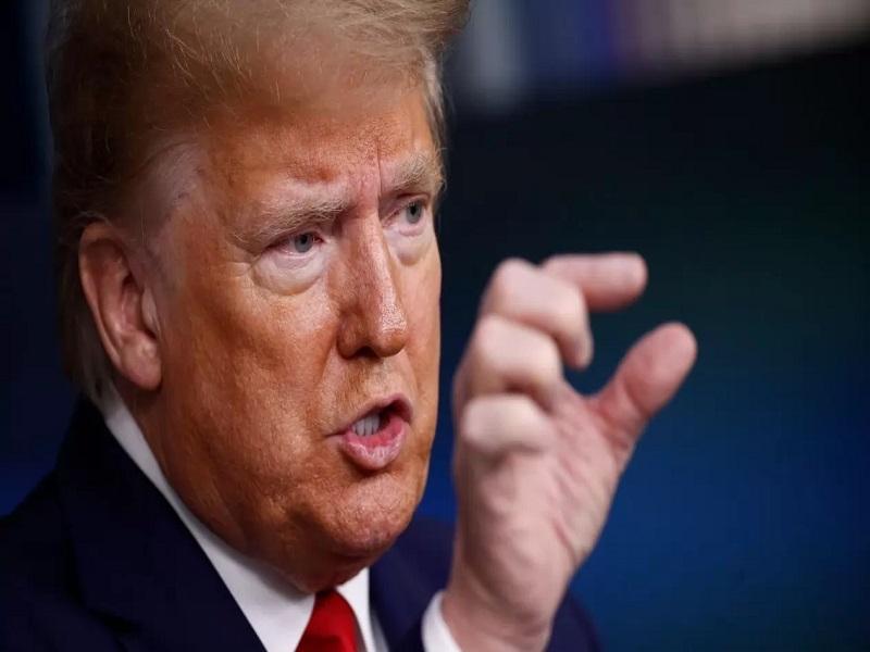 Firma Trump paquete de ayuda por 484 mil mdd para enfrentar crisis del COVID-19