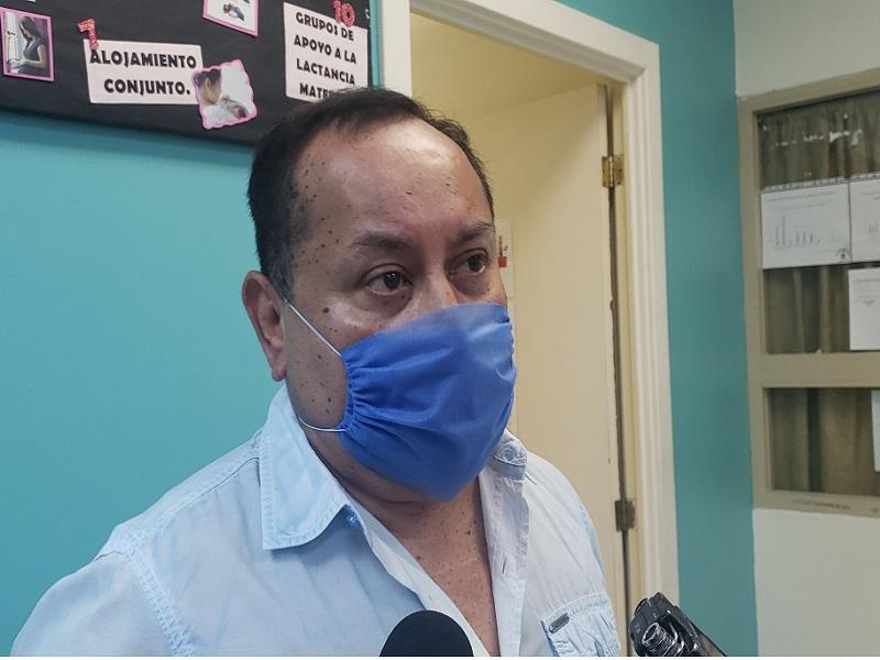 Piden a empleados del sector salud no usar el uniforme fuera del hospital (video)