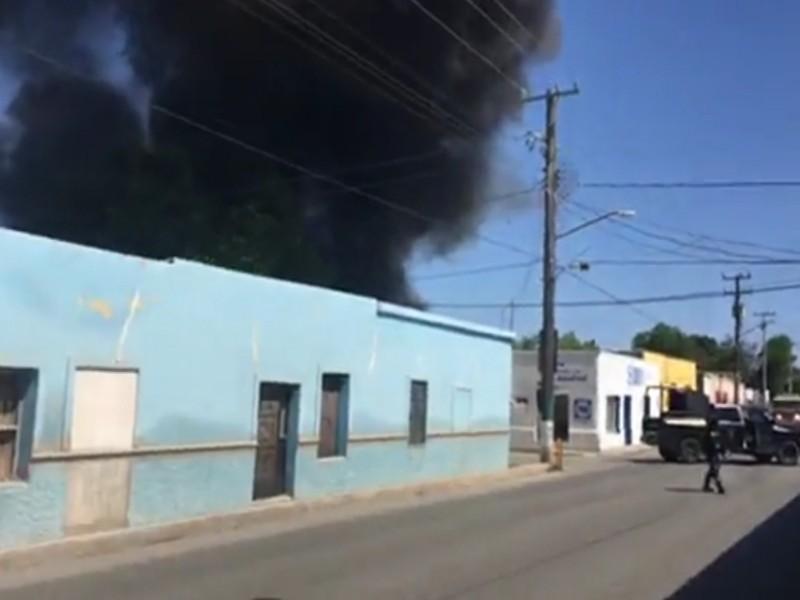 Viviendas y vehículos dañados dejó voraz incendio en Morelos