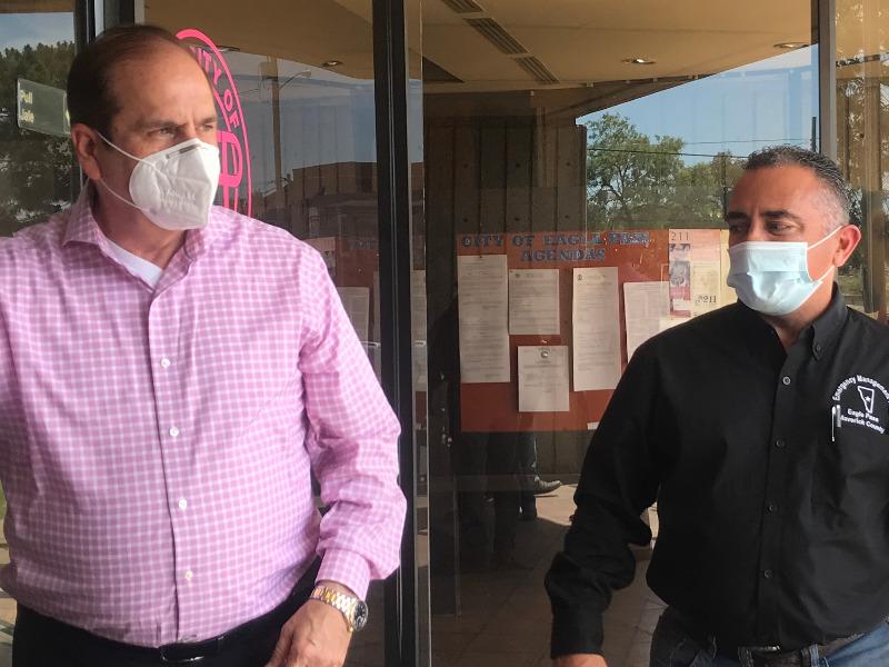 Revisa alcalde de Piedras Negras avances en el combate al COVID-19 con Eagle Pass (video)