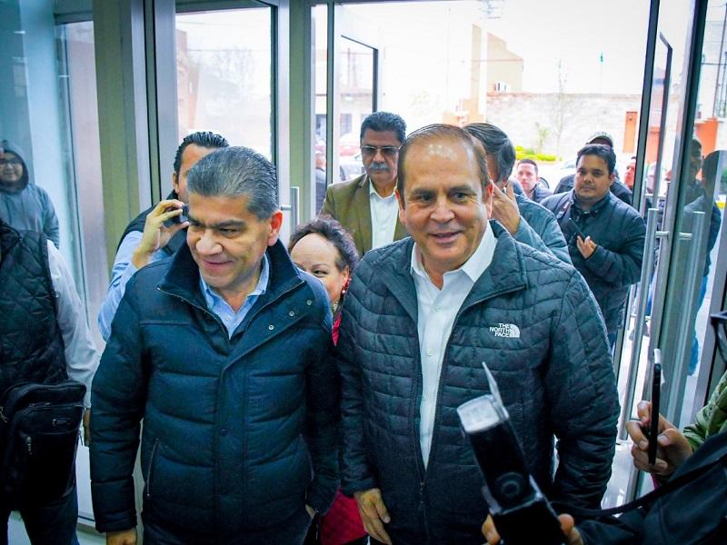 Aprueban coahuilenses labor del gobernador y del alcalde Claudio Bres en combate al COVID-19