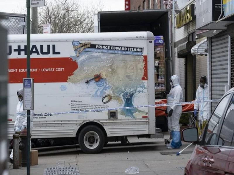 Hallan decenas de cad&aacute;veres en camiones de mudanza en Nueva York, aseguran son fallecidos por COVID-19
