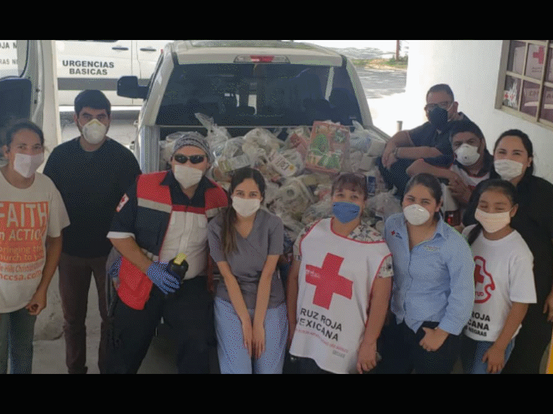 Cruz Roja reparte despensas en colonias de Piedras Negras