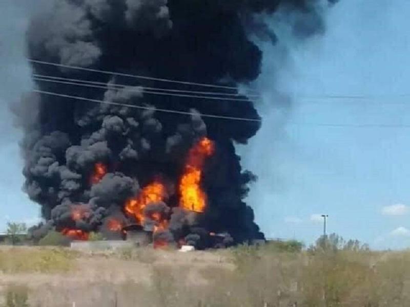 Graves un nigropetense y dos personas más tras explosión de un pozo petrolero en Kermit, Texas