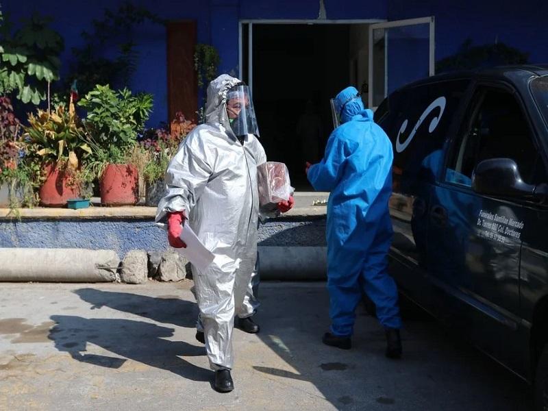 Vive M&eacute;xico a la semana m&aacute;s cr&iacute;tica del COVID-19, empiezan a saturarse hospitales y crematorios