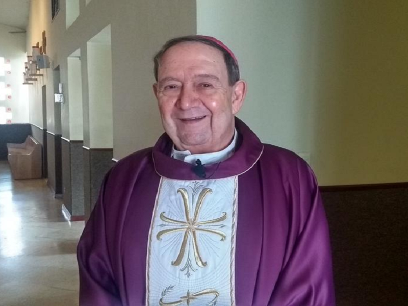 Felicita Obispo Alonso Gerardo Garza a las madres en su día