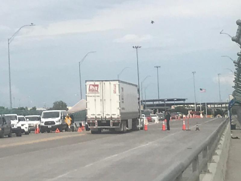 Pr&oacute;xima semana terminar&iacute;an las restricciones de cruce en los puentes internacionales (video)