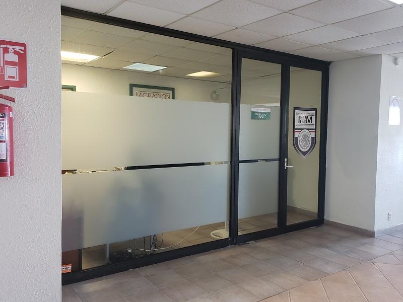 Reprograman citas a migrantes que buscan asilo en EU; deben renovar permiso para seguir en M&eacute;xico