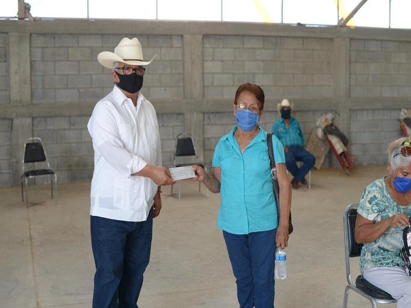 Coahuila entrega pagos del Seguro Catastrófico a productores en la región centro