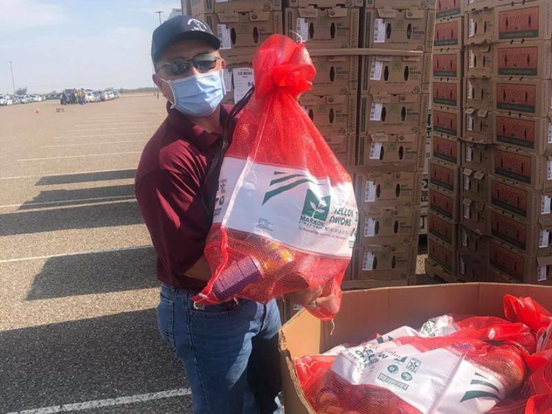 Repartieron m&aacute;s de 2 mil despensas a familias de Eagle Pass ante contingencia por coronavirus (video)