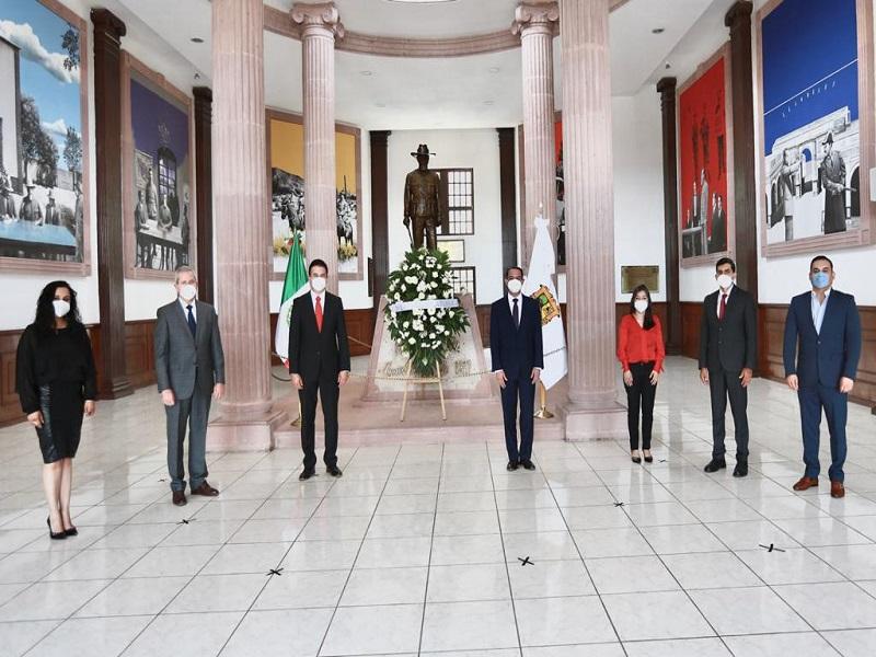 Realizan diputados Guardia de Honor a Venustiano Carranza