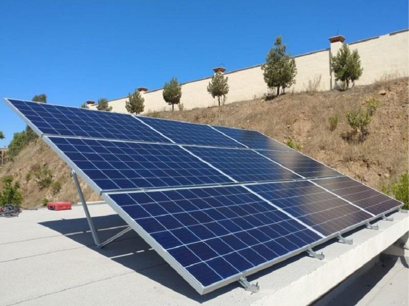 Sener impone nuevos requisitos para la instalaci&oacute;n de paneles solares