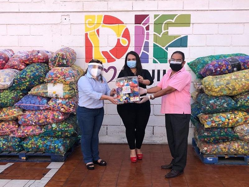 Entrega DIF Coahuila más de una tonelada de taparoscas para apoyar la lucha contra el cáncer infantil
