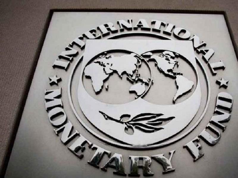 FMI advierte posible ola de bancarrotas en bancos débiles