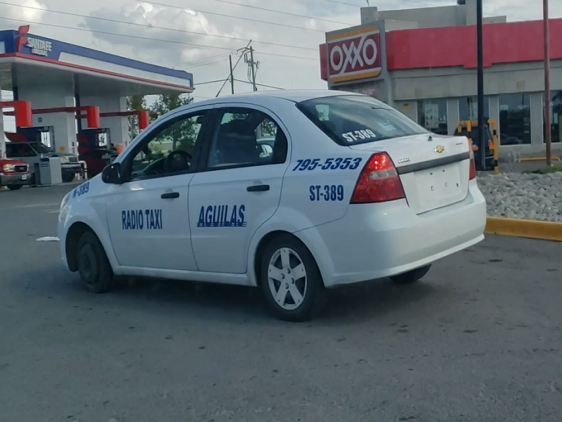 Captan a taxista que opera con irregularidades en Piedras Negras (VIDEO)