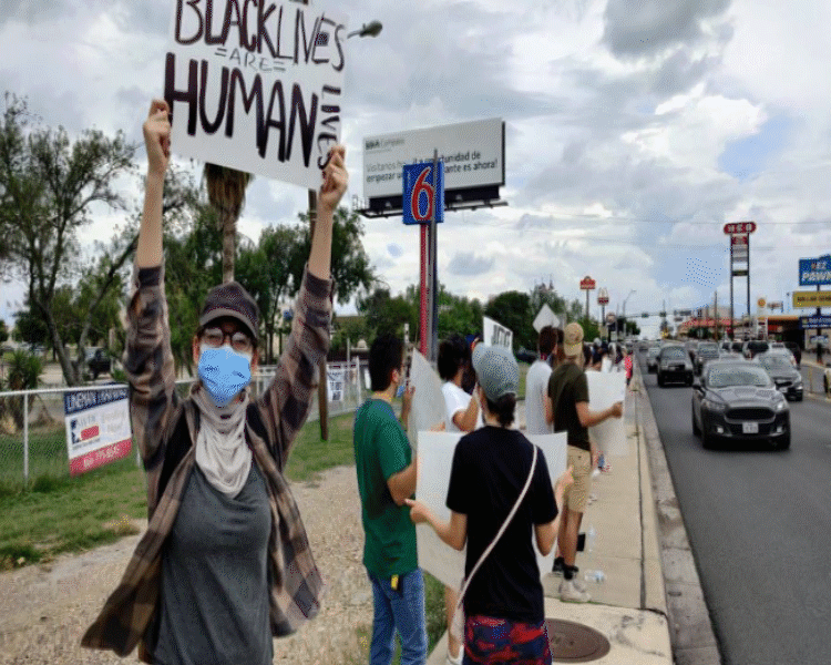 Personas tienen la libertad de manifestarse pero que sea en orden: Autoridades policiacas en Eagle Pass