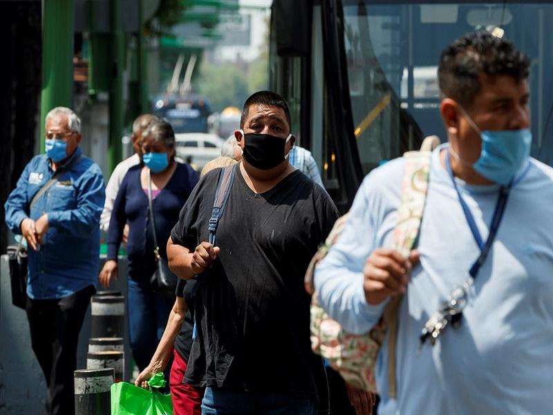 Supera M&eacute;xico las 10 mil muertes y los 93 mil contagios de coronavirus en el primer d&iacute;a de la nueva normalidad