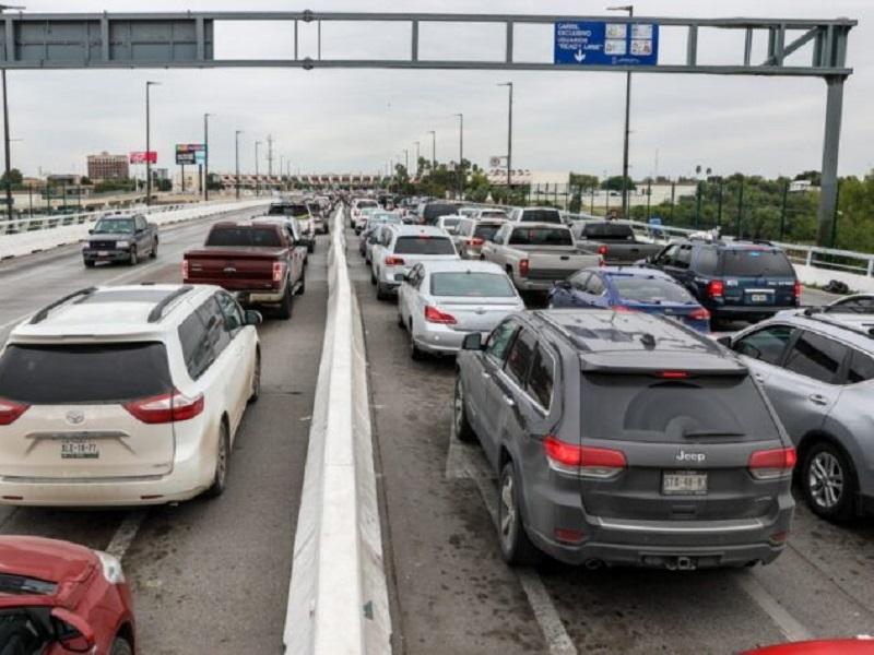 Aplican a estadounidenses el Hoy no circula a quienes viajen hacia Nuevo Laredo