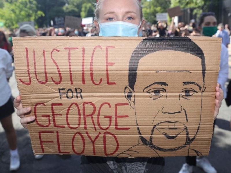 George Floyd no se resistió al arresto, afirma testigo