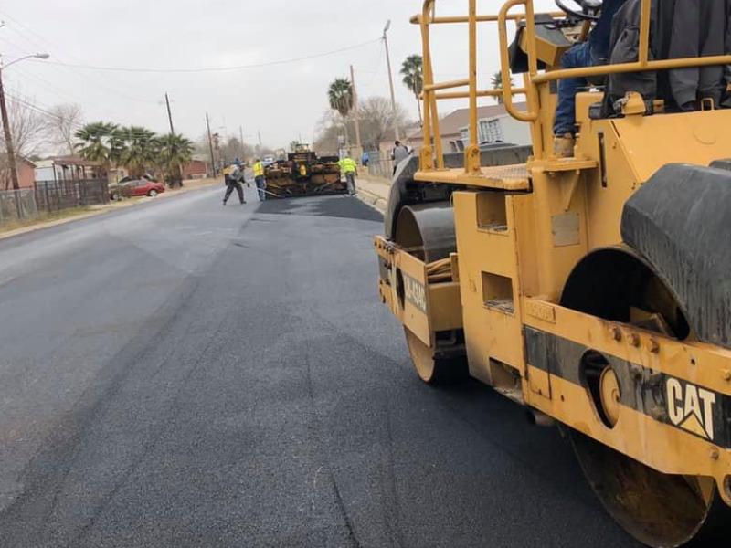 Condado de Maverick invertir&aacute; medio mill&oacute;n de d&oacute;lares para reparar la calle principal de Loma Bonita
